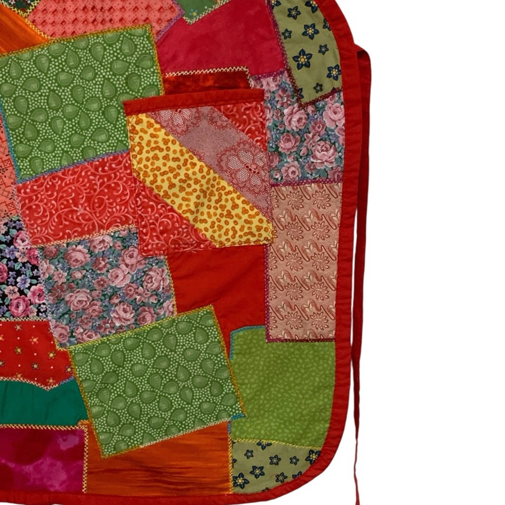 Handmade Patchwork Bib Apron - Picture 4 of 11